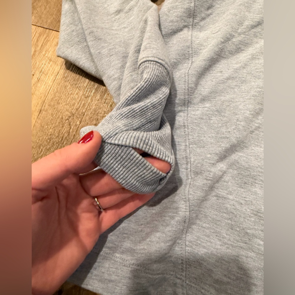 Athleta Clarity V-Neck Sweatshirt - Picture 4 of 7